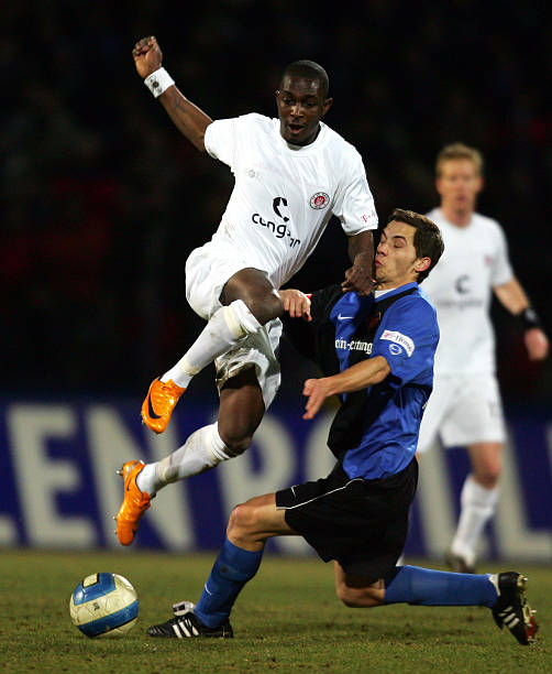 本场比赛开 本场比赛开