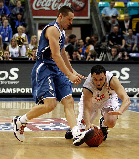 队的中坚力 队的中坚力