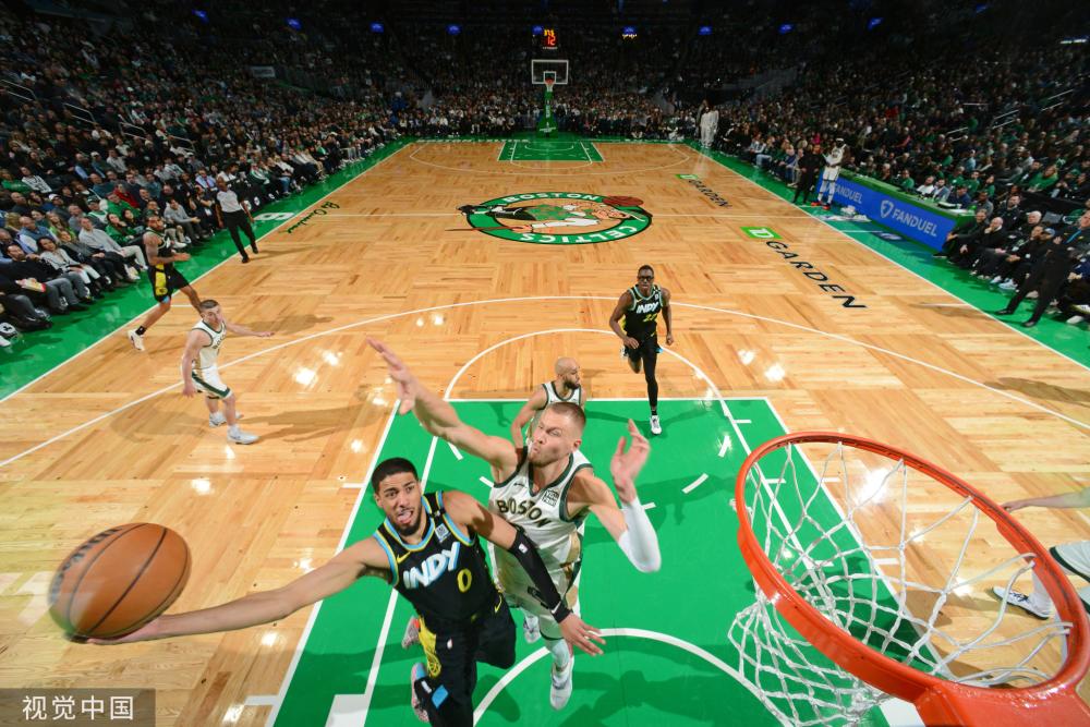 球项目上的 球项目上的